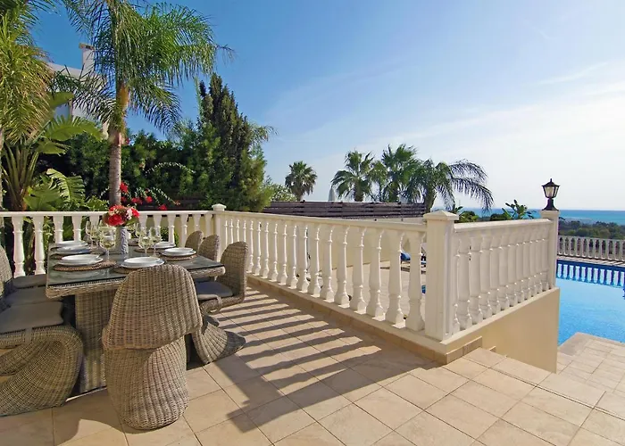 Cleopatra Villa
