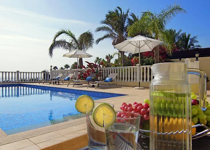 Cleopatra Villa