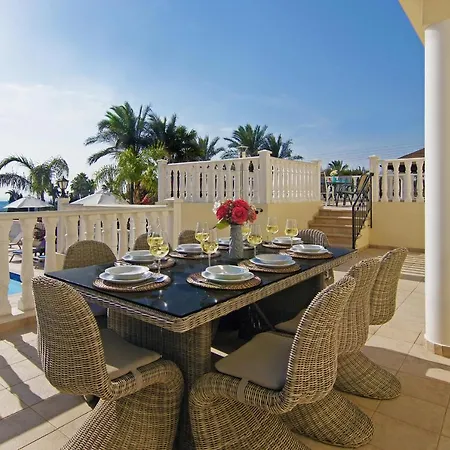 Villa Cleopatra