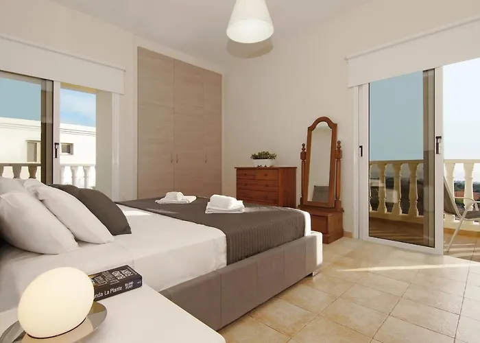 Cleopatra * Ayia Napa